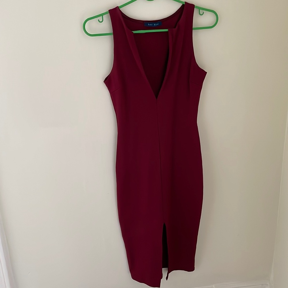 Lac Bleu merlot color plunging neckline dress